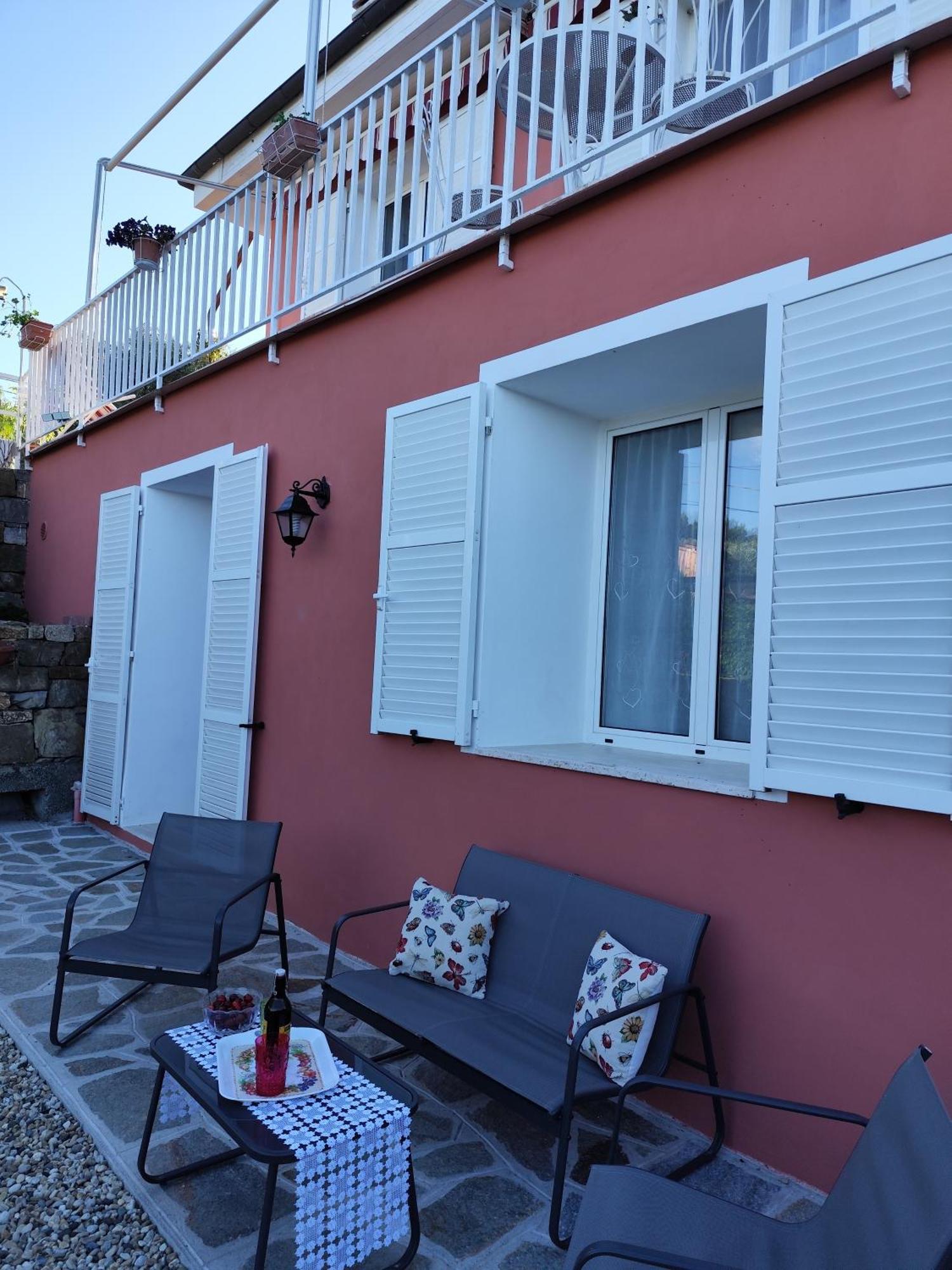 La Casa Di Giada, Appartamento In Villetta Con Aria Condizionata, Wi-Fi E Parcheggio Gratuito Poggi Eksteriør bilde